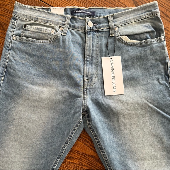 Calvin Klein Droit CKJ 035 Straight Leg Jeans - Picture 5 of 8